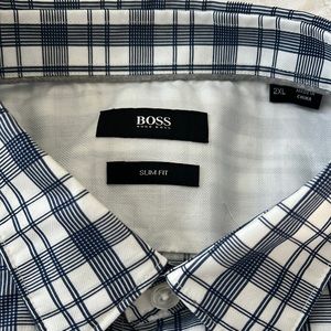 NEW WITH TAGS Boss blue and white slim fit long sleeve button down shirt